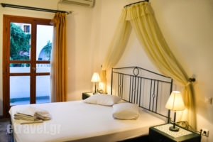 Mary_accommodation_in_Apartment_Cyclades Islands_Sandorini_kamari