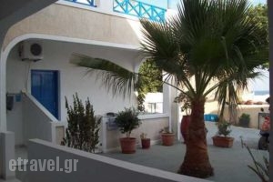 Spiridoula Studios_holidays_in_Apartment_Cyclades Islands_Sandorini_Perissa