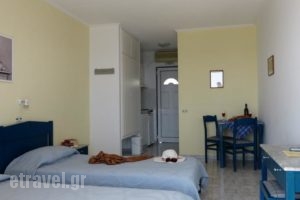 Ostria Seaside Studios and Apartments_best deals_Apartment_Aegean Islands_Chios_Chios Rest Areas