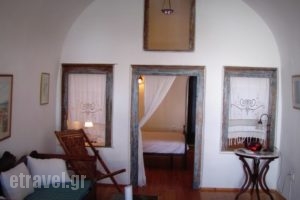 Guesthouse Kalitsi_best deals_Room_Cyclades Islands_Sandorini_Vothonas