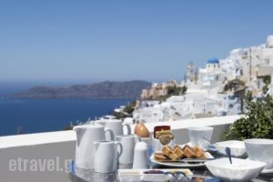 Azul_holidays_in_Hotel_Cyclades Islands_Sandorini_Sandorini Chora