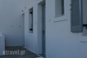 Lazino Studios And Apartments_best prices_in_Apartment_Cyclades Islands_Paros_Piso Livadi