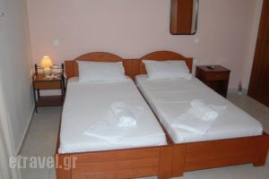 Tsertos Apartments_best deals_Apartment_Central Greece_Fthiotida_Kamena Vourla