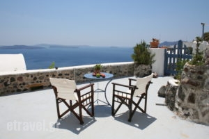 Lava Oia's_holidays_in_Room_Cyclades Islands_Sandorini_Oia