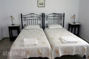 Kamari_accommodation_in_Apartment_Piraeus Islands - Trizonia_Kithira_Kithira Rest Areas