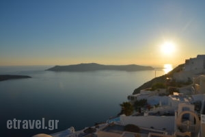 Villa Maria Damigou_travel_packages_in_Cyclades Islands_Sandorini_Fira