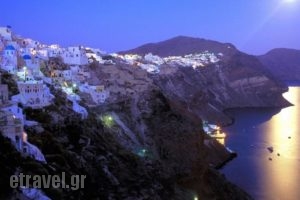 Fomithea_accommodation_in_Hotel_Cyclades Islands_Sandorini_kamari