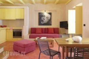 Voreina Gallery Suites_lowest prices_in_Hotel_Cyclades Islands_Sandorini_Sandorini Chora