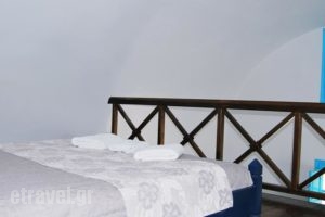 Villa Rockia_accommodation_in_Villa_Cyclades Islands_Sandorini_Sandorini Chora