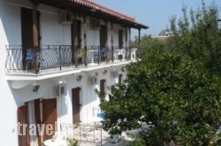 Spyros Apartments  