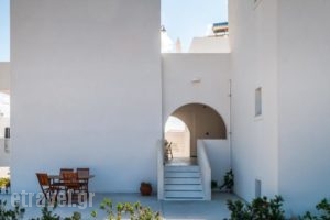 Hotel Ippocampos Studios_best deals_Hotel_Cyclades Islands_Milos_Milos Chora