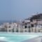 Red Cliff Side Villa_travel_packages_in_Cyclades Islands_Sandorini_Sandorini Chora