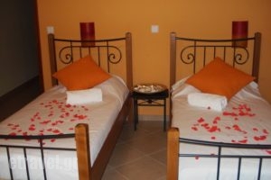 Eleftheria's Studios_holidays_in_Room_Piraeus Islands - Trizonia_Trizonia_Trizonia Rest Areas