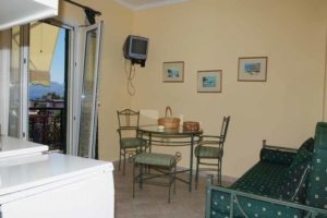 Amfitrion Apartments_accommodation_in_Apartment_Peloponesse_Lakonia_Gythio