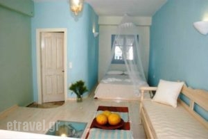 Onar Hotel And Suites_best deals_Hotel_Cyclades Islands_Syros_Azolimnos